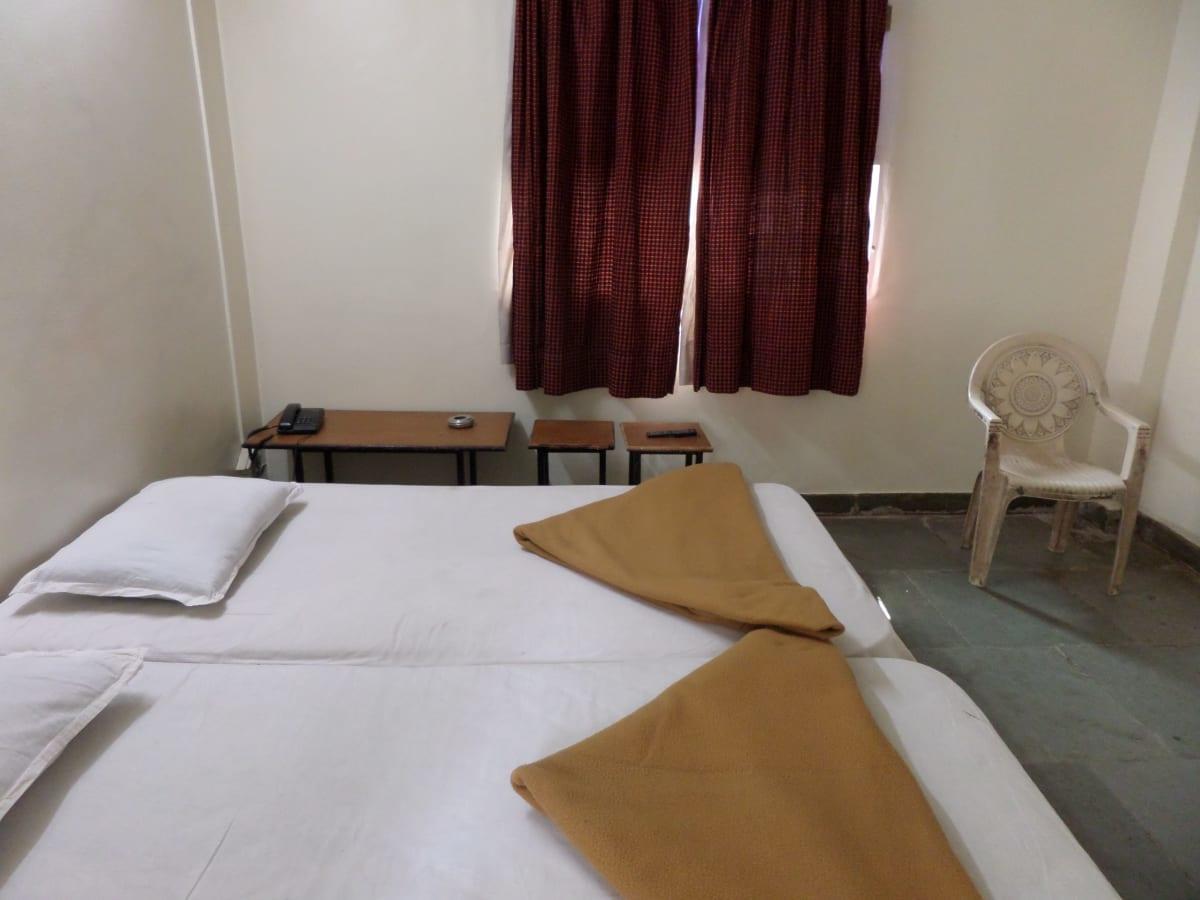 Parvat Lodge Ahmednagar Extérieur photo